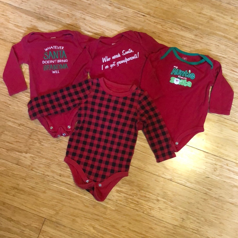 Christmas Onesie Lot—4 onesies 6-9 months